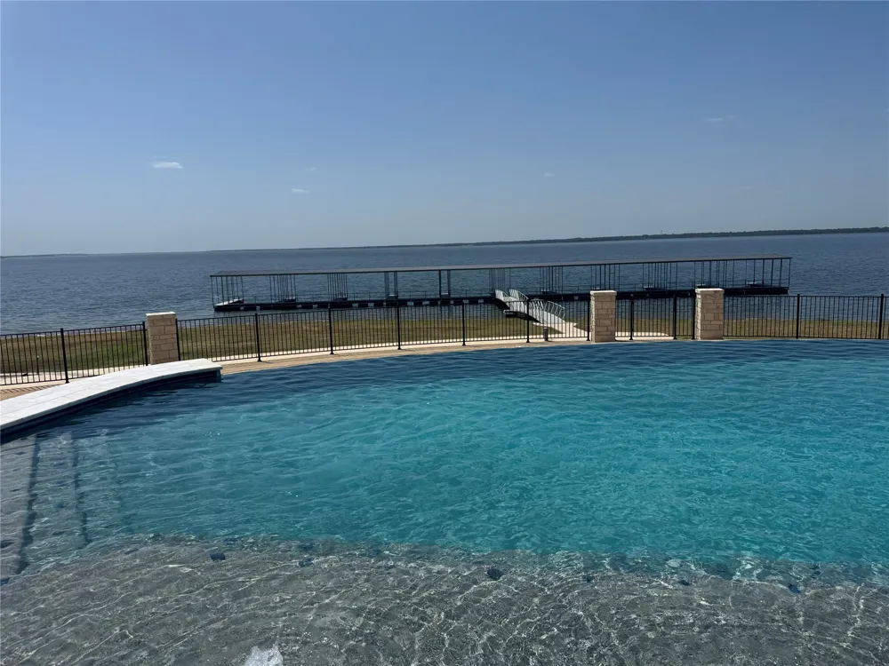 355 Peninsula Drive Honey Grove, TX 75446