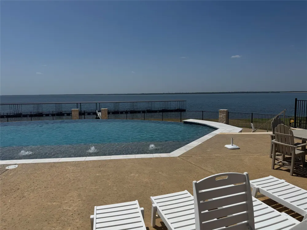 355 Peninsula Drive Honey Grove, TX 75446
