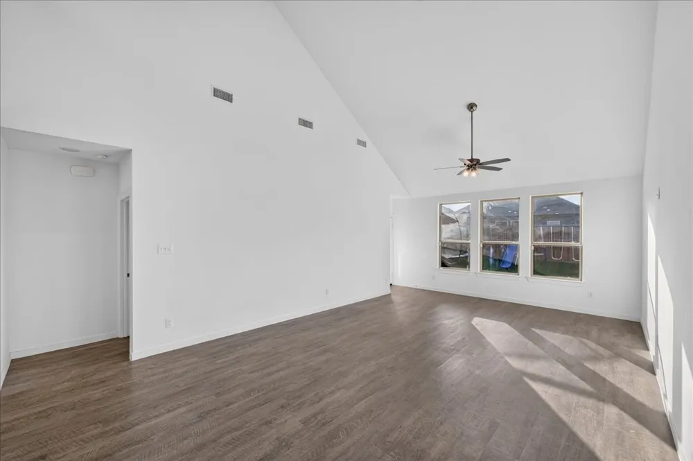 3915 Spencer Lane Forney, TX 75126