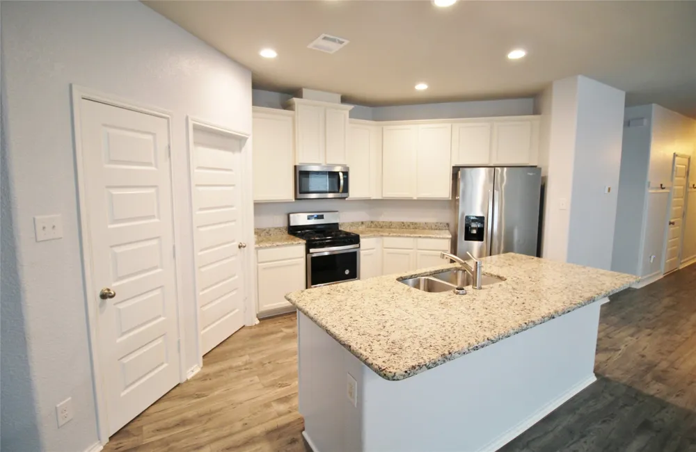 2139 Mossbrook Drive Royse City, TX 75189