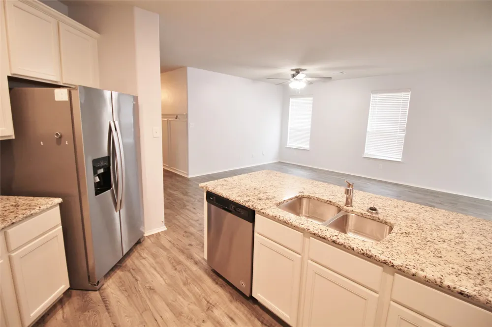 2139 Mossbrook Drive Royse City, TX 75189