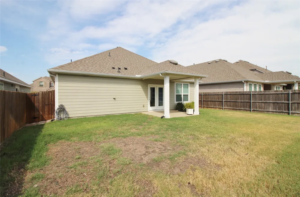 2139 Mossbrook Drive Royse City, TX 75189