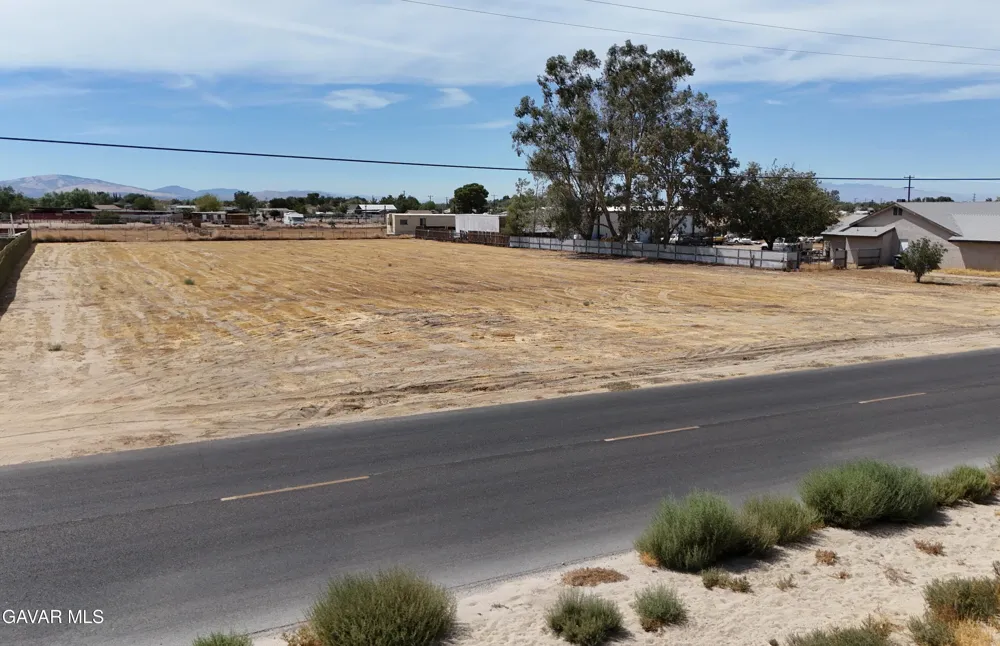 95th St E Littlerock, CA 93543