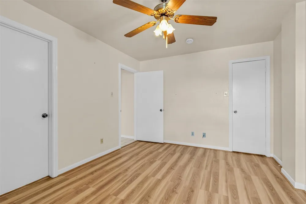 306 Lakeview Terrace Terrace #306D Montgomery, TX 77356