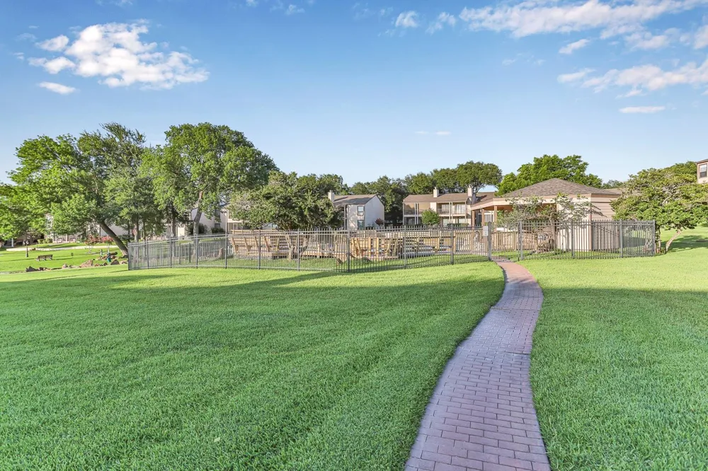 306 Lakeview Terrace Terrace #306D Montgomery, TX 77356