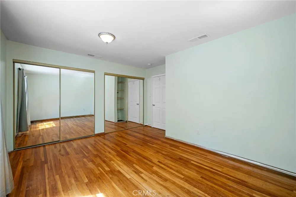 8007 Broadleaf Panorama City, CA 91402