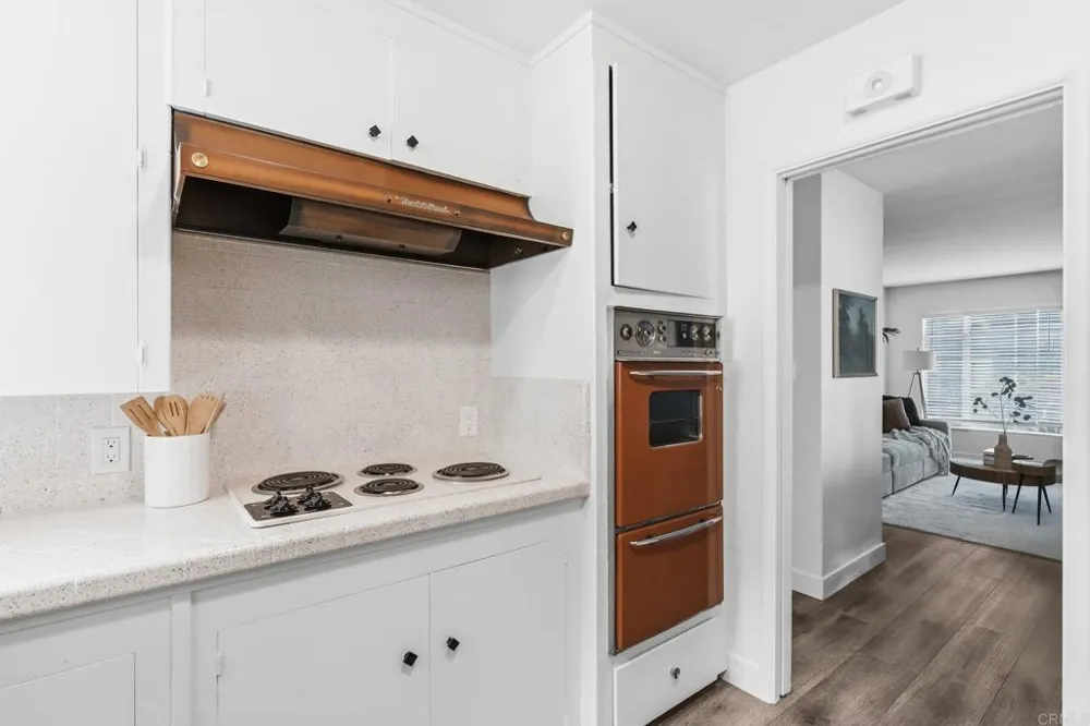 4850 69th Place San Diego, CA 92115