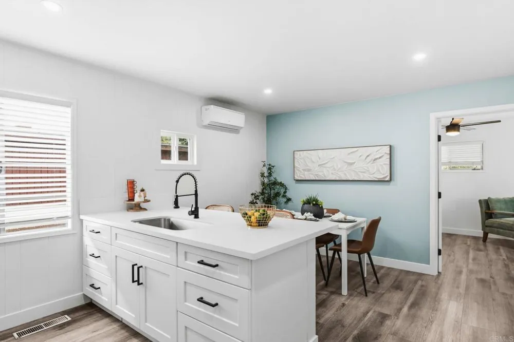 4850 69th Place San Diego, CA 92115
