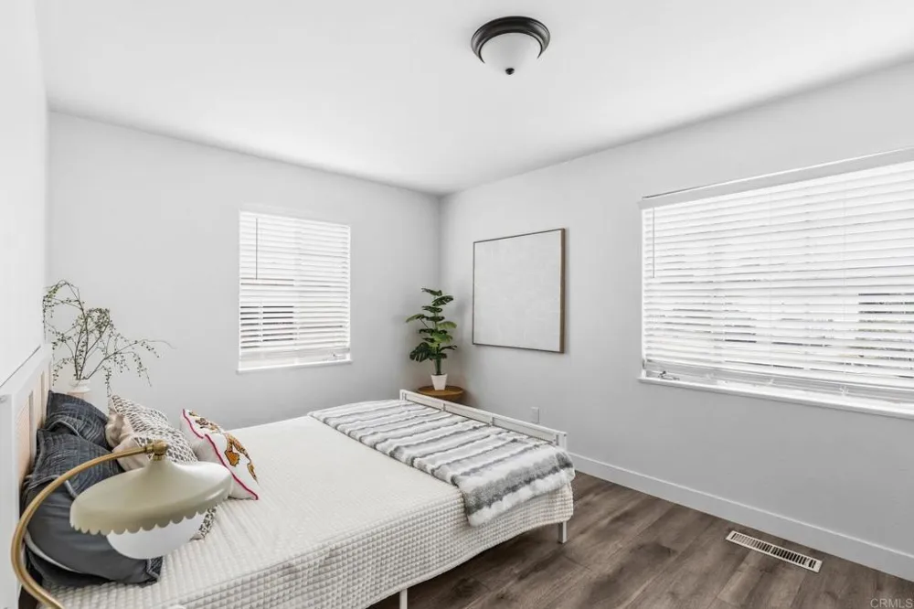 4850 69th Place San Diego, CA 92115