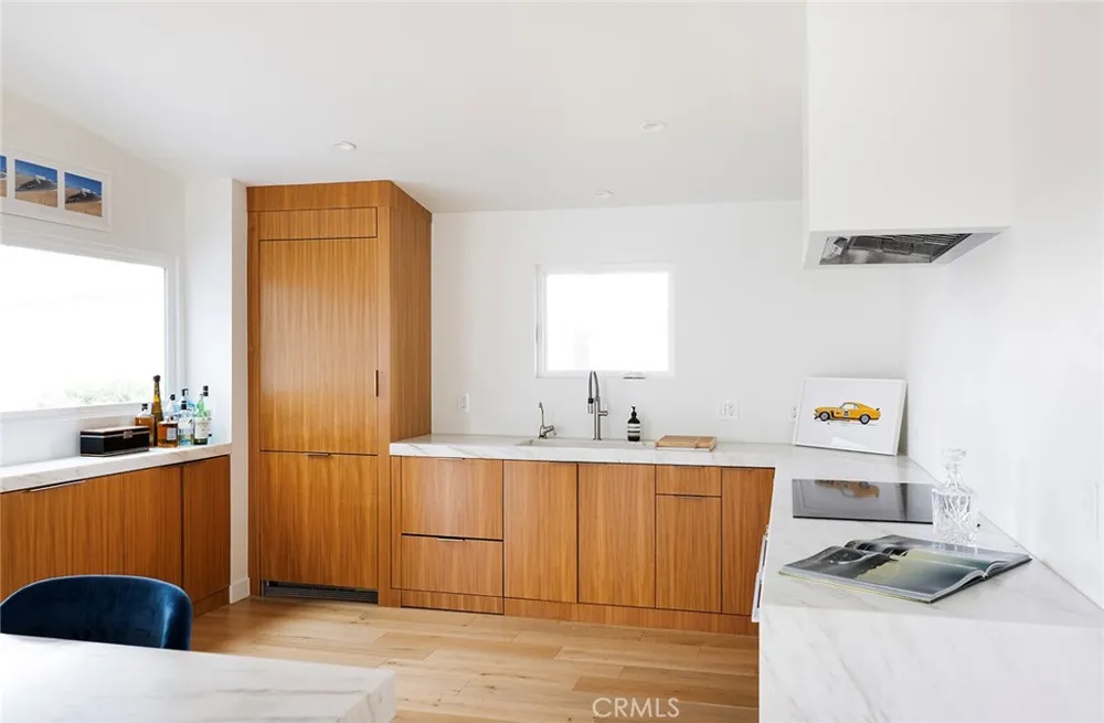 1504 Westcliff Drive #5 Newport Beach, CA 92660