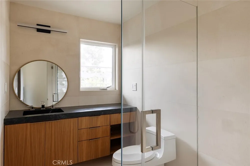 1504 Westcliff Drive #5 Newport Beach, CA 92660