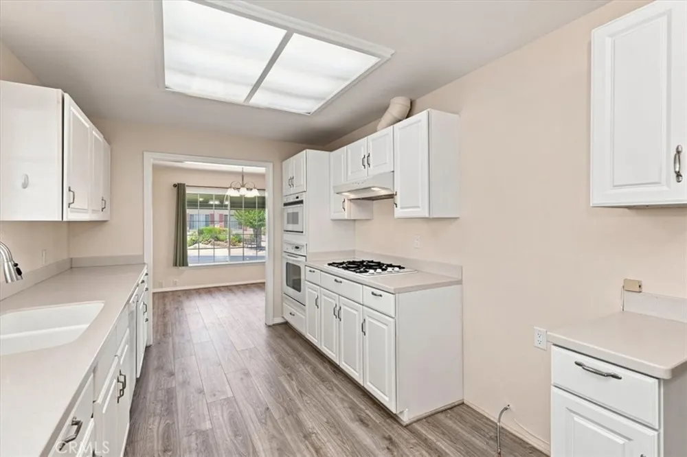 38260 Via Coleta Murrieta, CA 92563