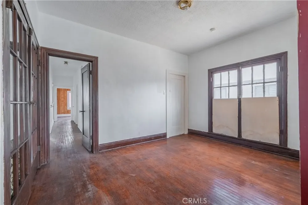 1427 Laveta Los Angeles, CA 90026