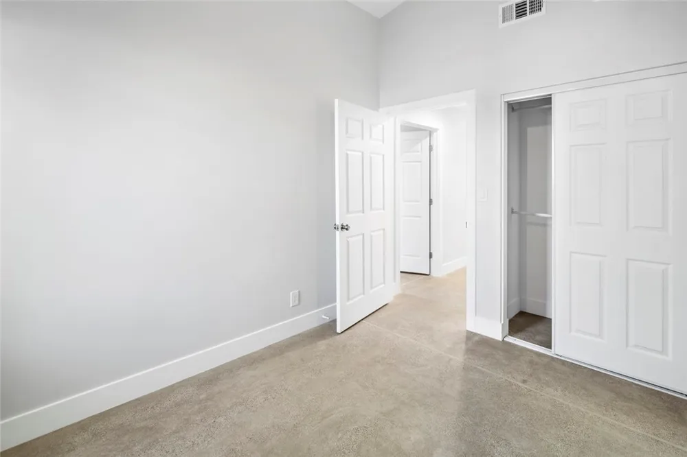 6652 Palm Avenue Riverside, CA 92506