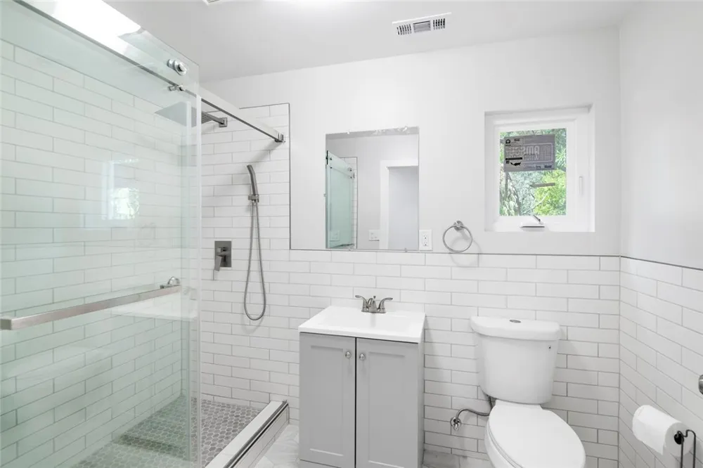 6652 Palm Avenue Riverside, CA 92506