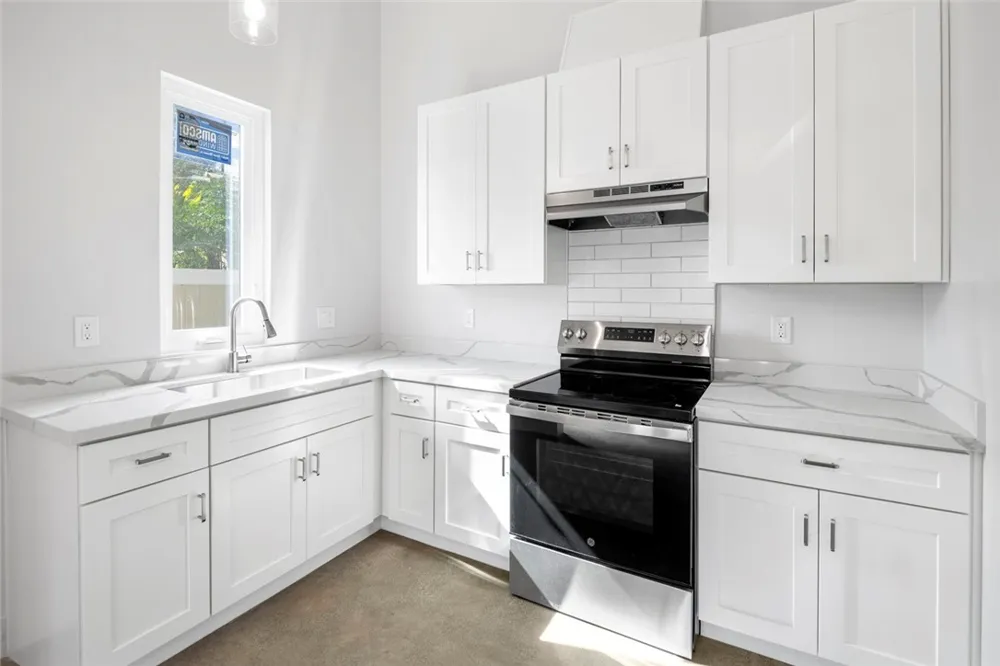 6652 Palm Avenue Riverside, CA 92506