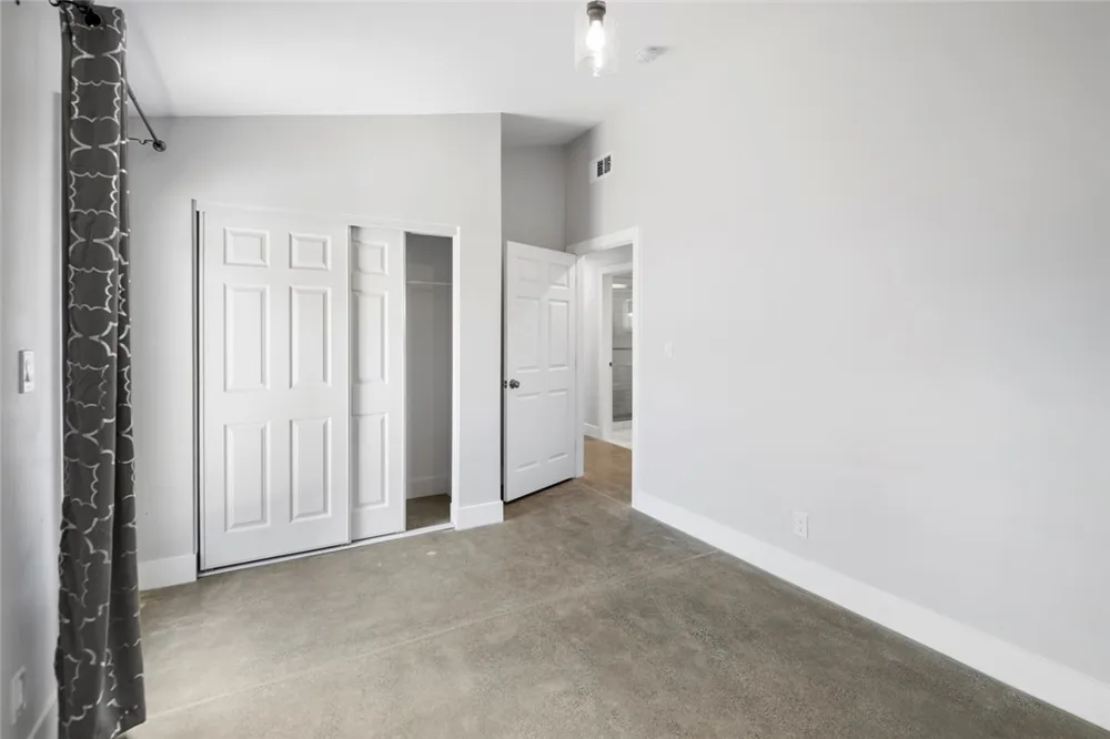 6652 Palm Avenue Riverside, CA 92506