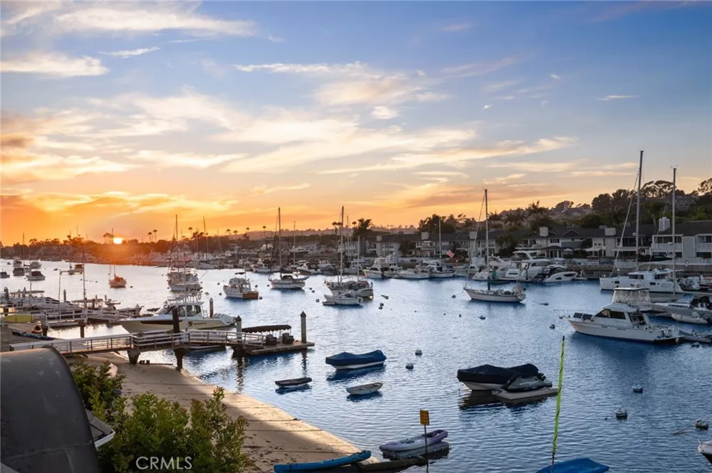 1105 Bay Front Newport Beach, CA 92662