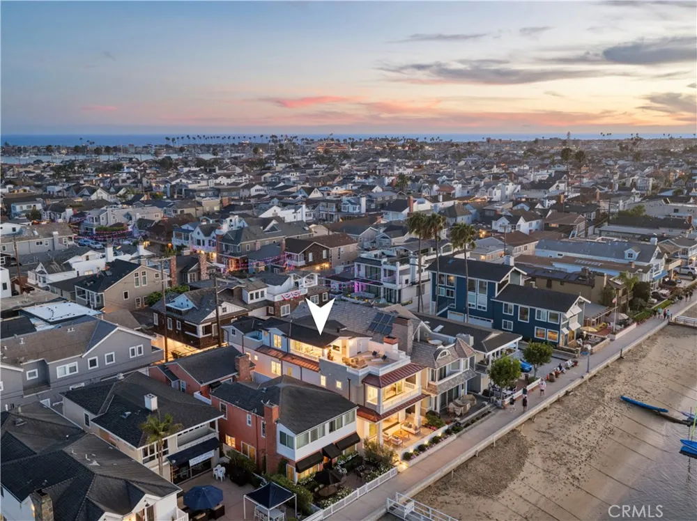 1105 Bay Front Newport Beach, CA 92662