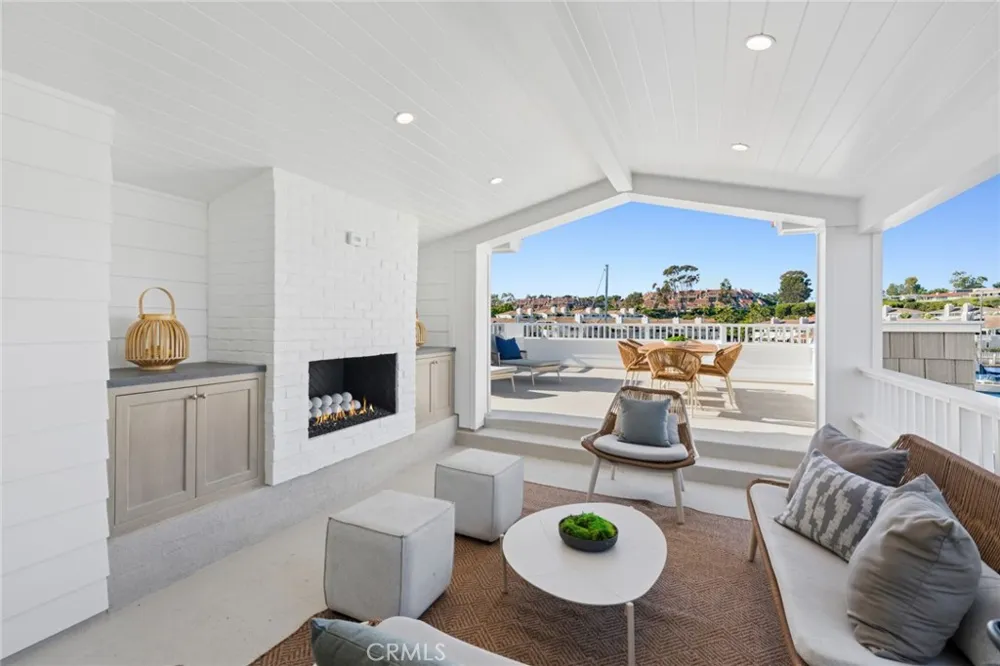 1105 Bay Front Newport Beach, CA 92662
