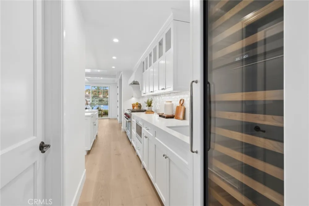1105 Bay Front Newport Beach, CA 92662