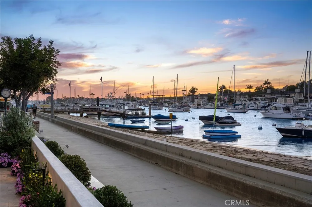 1105 Bay Front Newport Beach, CA 92662