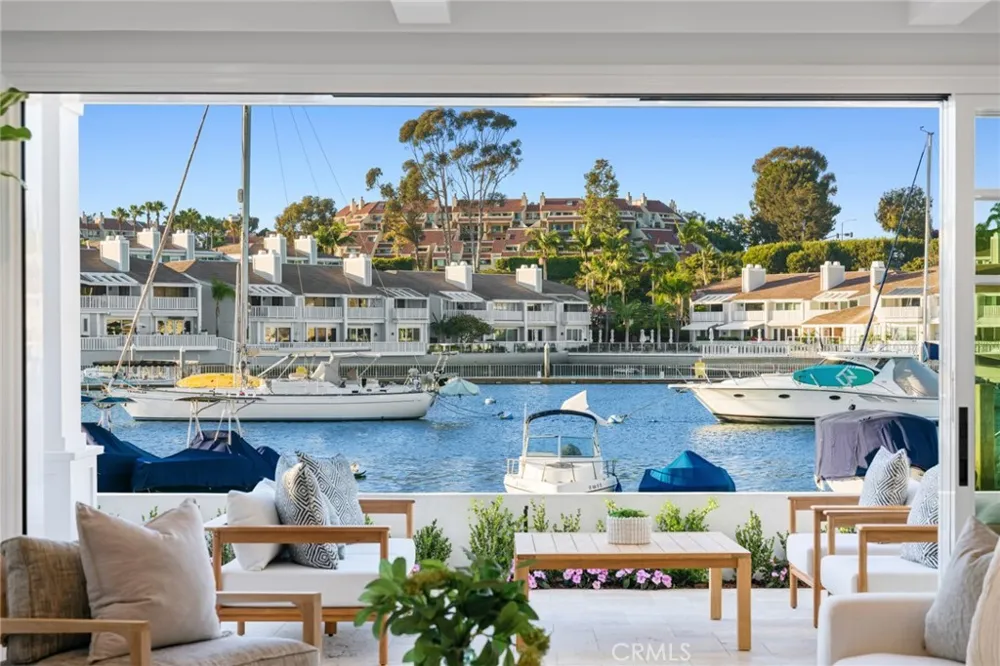 1105 Bay Front Newport Beach, CA 92662