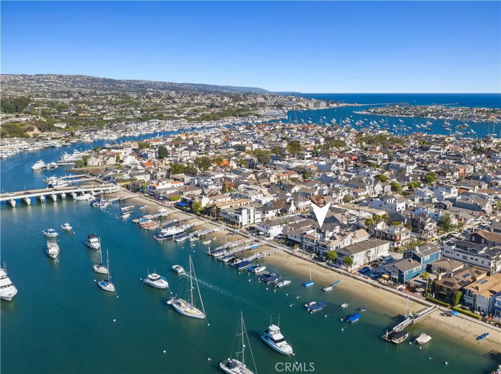 1105 Bay Front Newport Beach, CA 92662