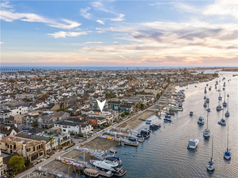1105 Bay Front Newport Beach, CA 92662