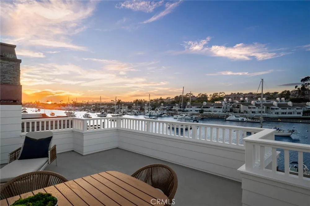 1105 Bay Front Newport Beach, CA 92662
