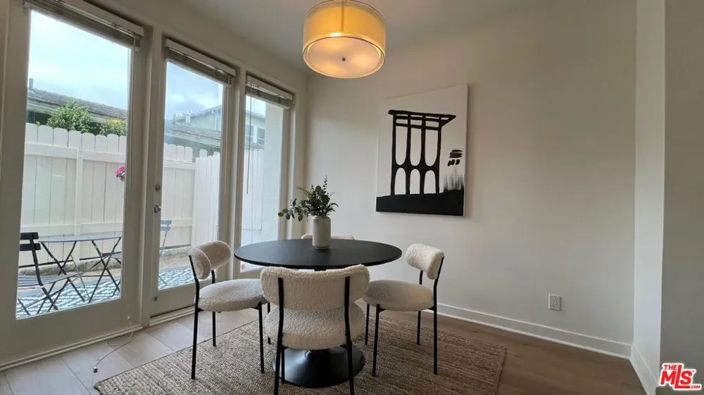 807 21st Street #3 Santa Monica, CA 90403