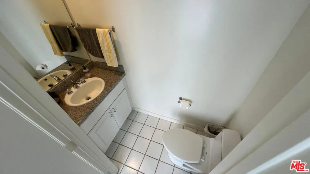 807 21st Street #3 Santa Monica, CA 90403