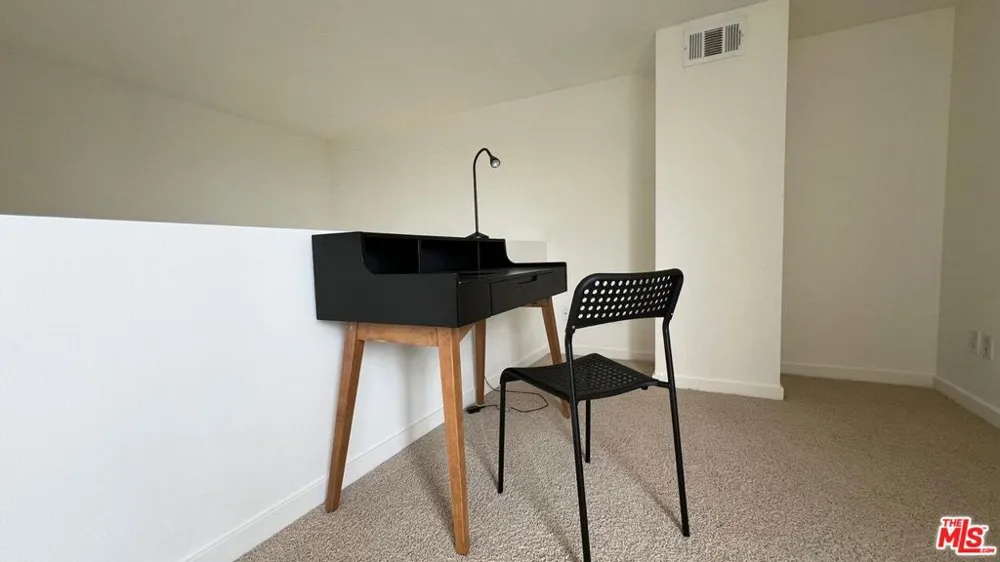 807 21st Street #3 Santa Monica, CA 90403