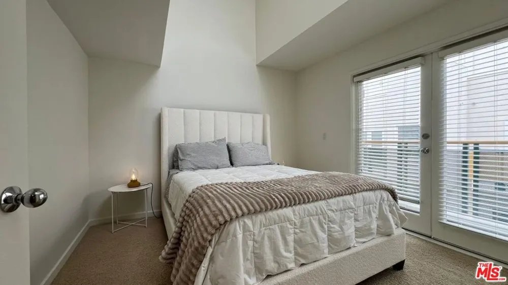 807 21st Street #3 Santa Monica, CA 90403