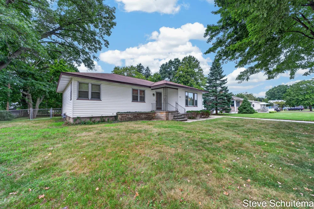 928 S Division Street Whitehall, MI 49461