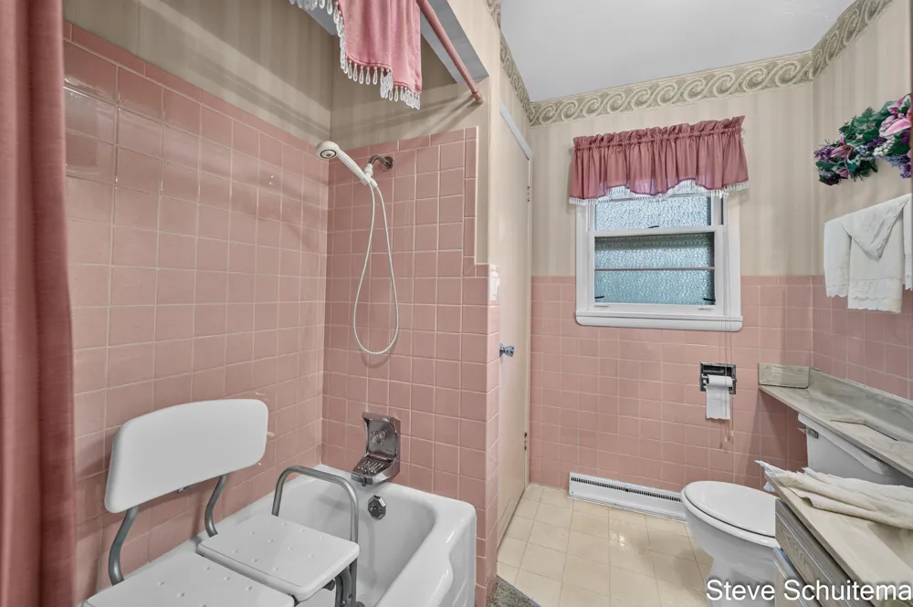 928 S Division Street Whitehall, MI 49461