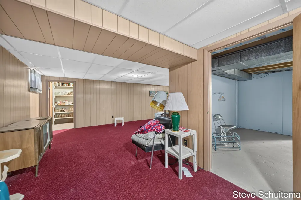 928 S Division Street Whitehall, MI 49461