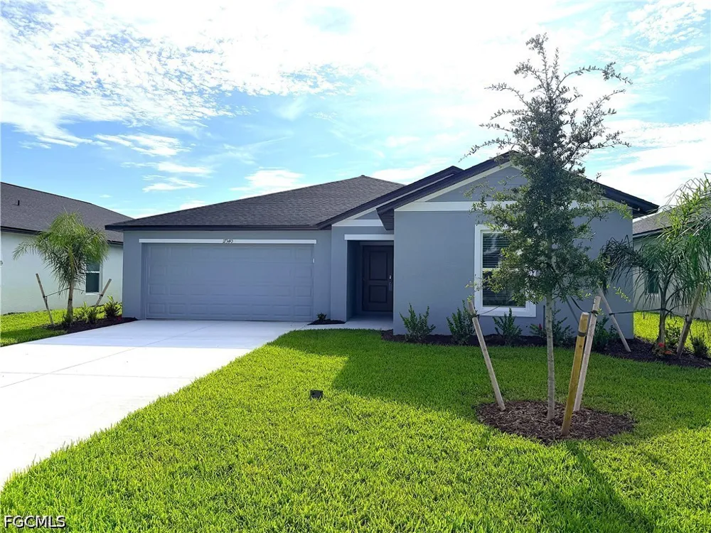 Cantu Court North Fort Myers, FL 33917