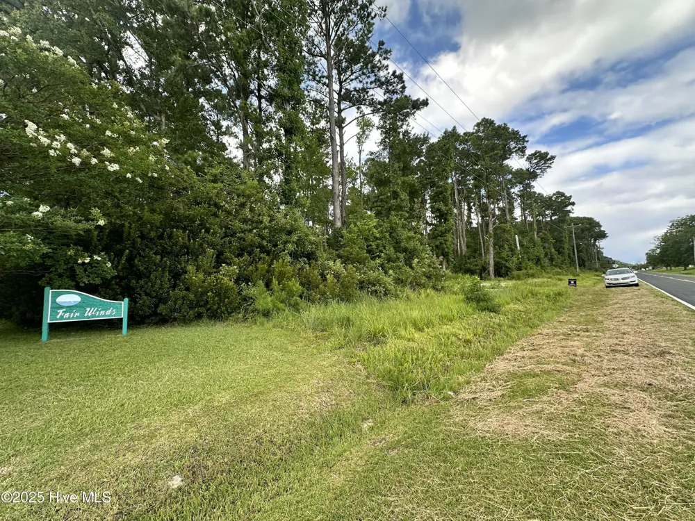 690 Oriental Road Oriental, NC 28571