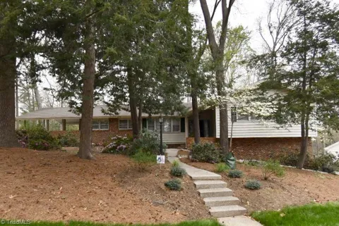 1200 Glen Eden Drive
