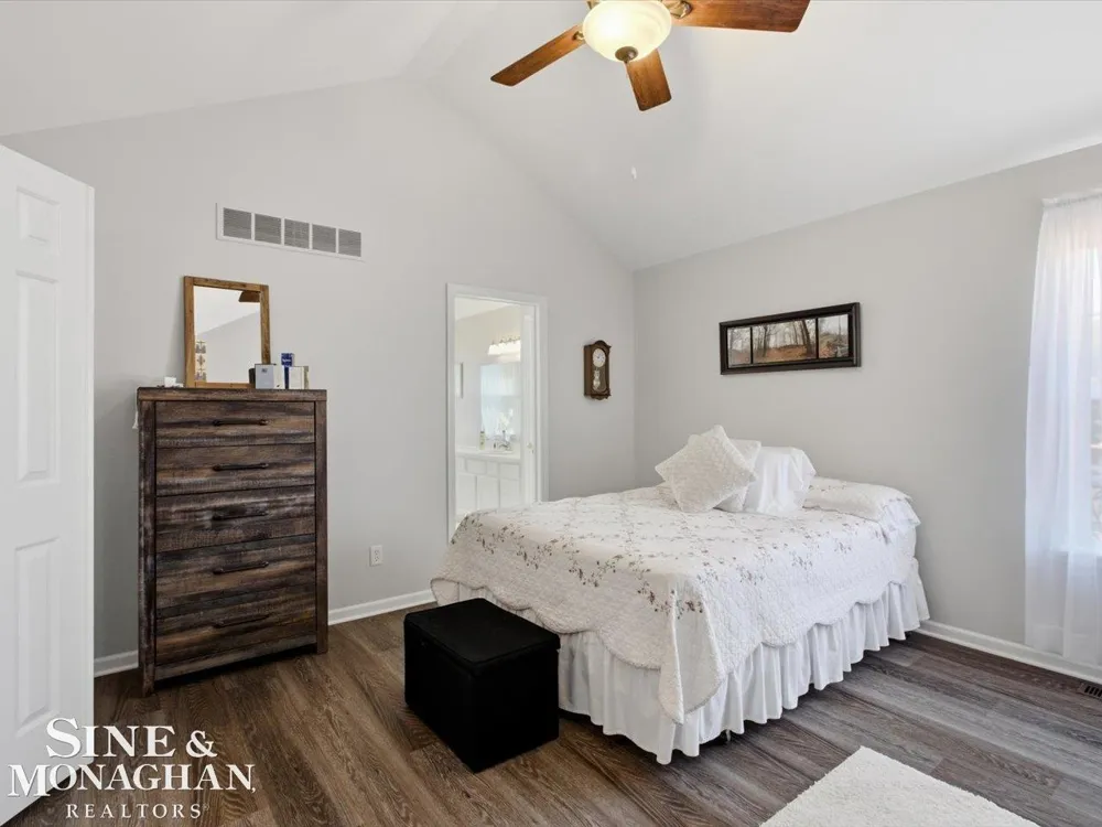 4118 Aspen Cir Circle Grand Blanc Charter Township, MI 48439