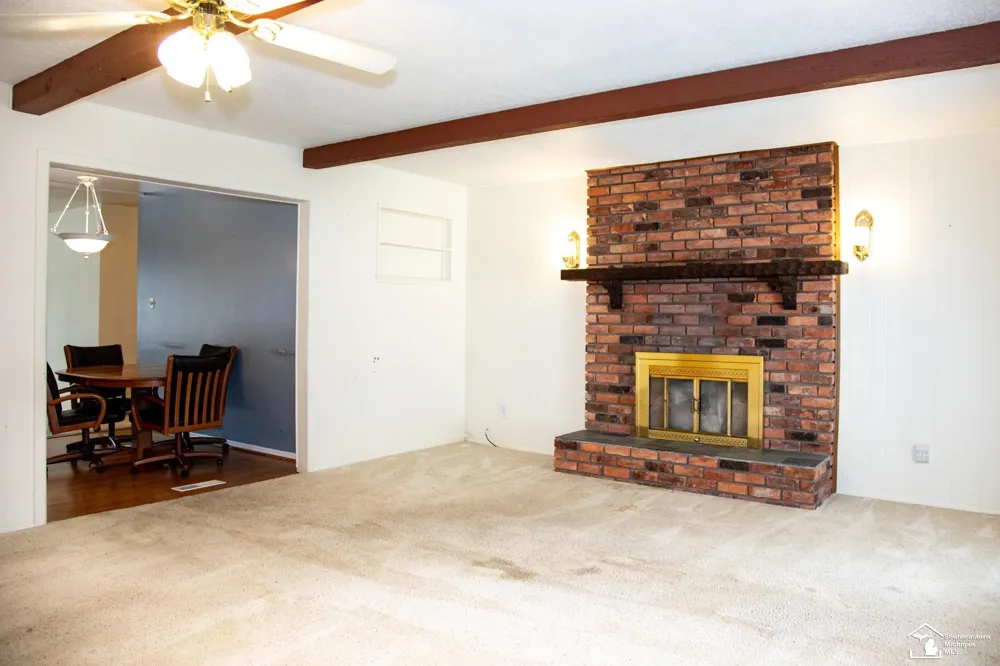 2077 Pagel Avenue Lincoln Park City, MI 48146