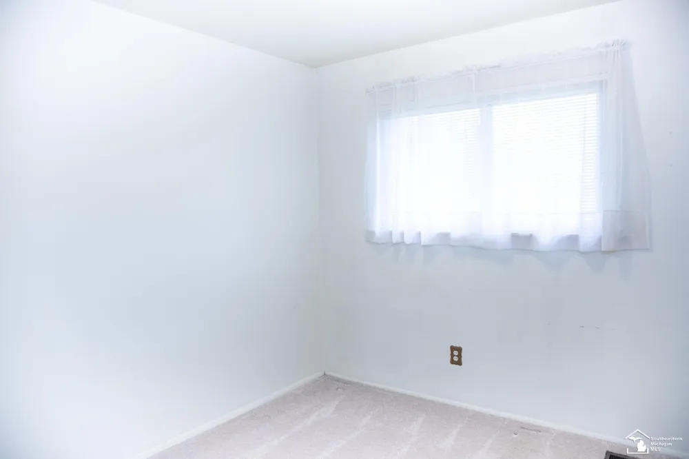 2077 Pagel Avenue Lincoln Park City, MI 48146