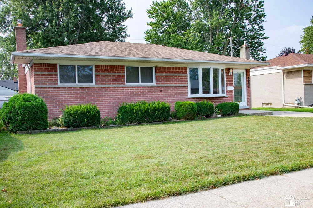2077 Pagel Avenue Lincoln Park City, MI 48146