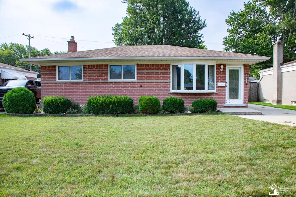 2077 Pagel Avenue Lincoln Park City, MI 48146
