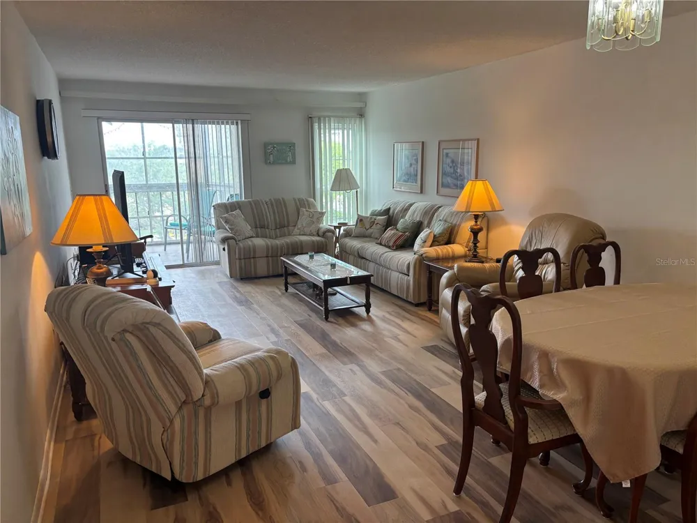 4910 38TH WAY S #411 St Petersburg, FL 33711