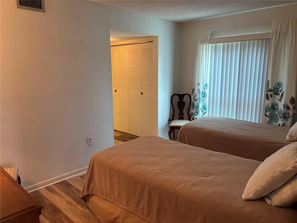 4910 38TH WAY S #411 St Petersburg, FL 33711