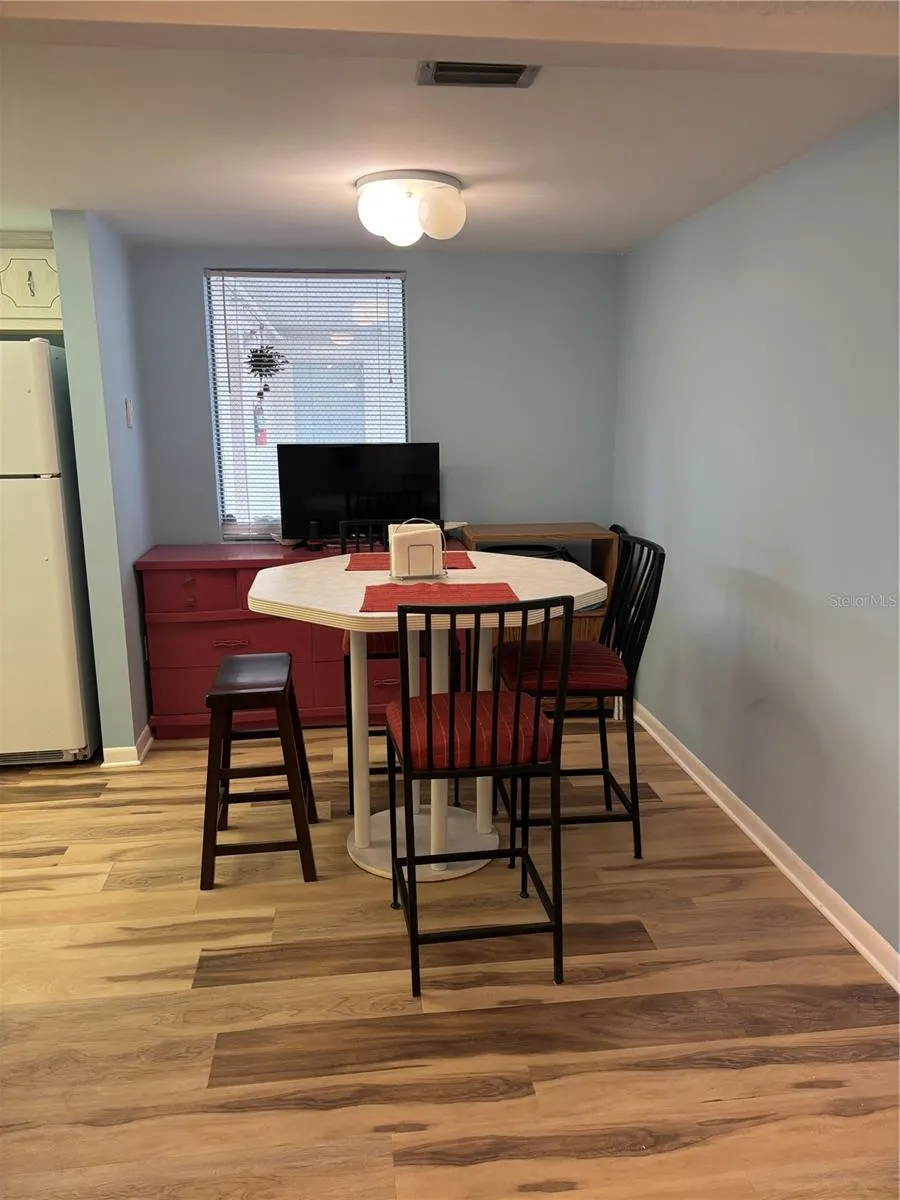 4910 38TH WAY S #411 St Petersburg, FL 33711