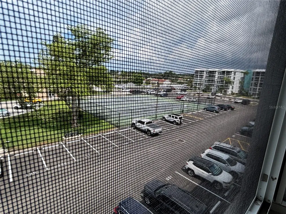 4910 38TH WAY S #411 St Petersburg, FL 33711