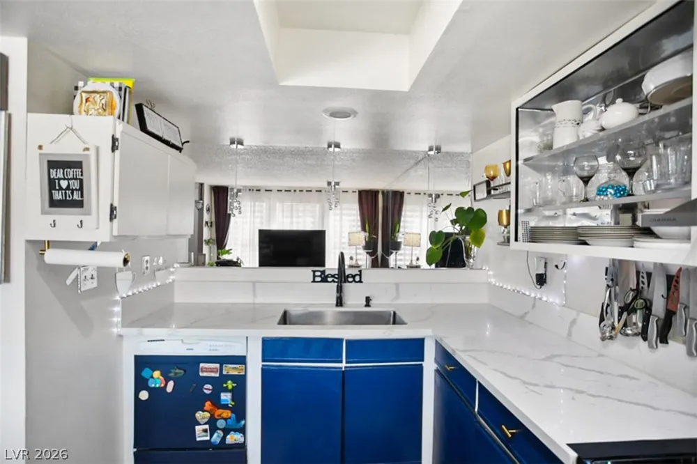 2080 Karen Avenue #94 Las Vegas, NV 89169